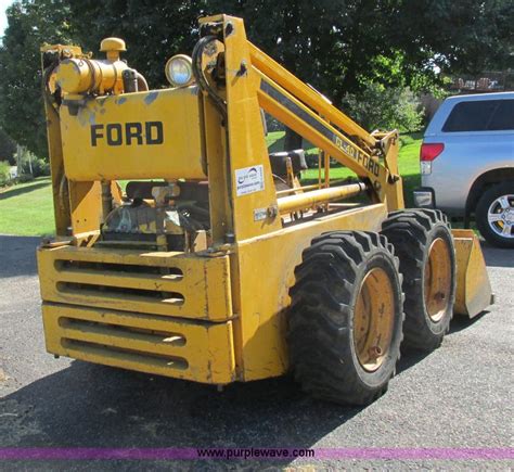 ford cl40 skid steer lift capacity|ford cl40 skid steer engine.